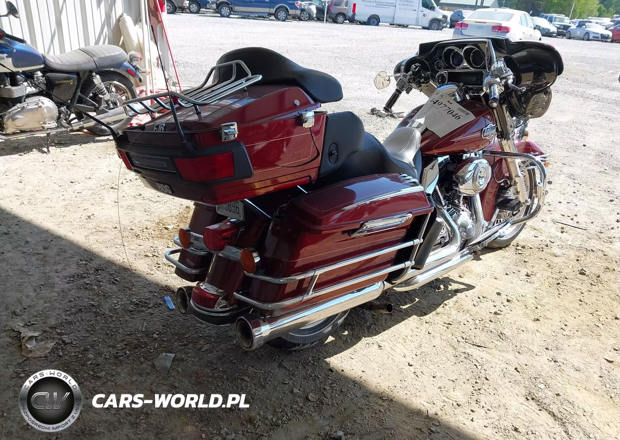 2010 Harley-Davidson Flhtcu VIN:1HD1FC412AB658852 - 4