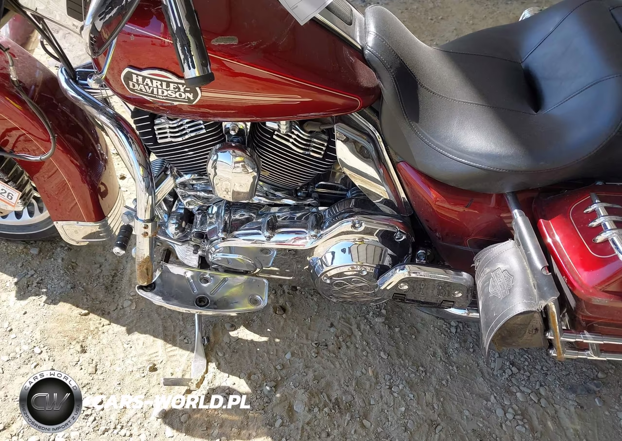 2010 Harley-Davidson Flhtcu VIN:1HD1FC412AB658852 - 9