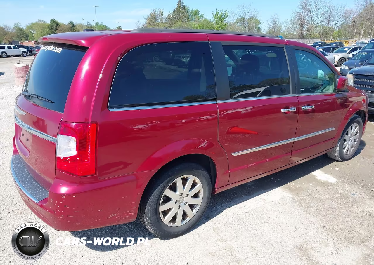 2015 Chrysler Town & Country Touring VIN:2C4RC1BG5FR618489 - 4