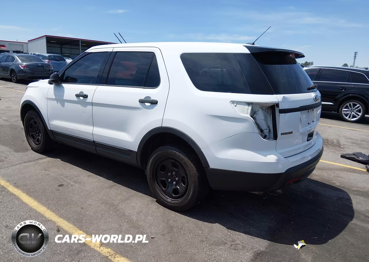 2015 Ford Utility Police Interceptor VIN:1FM5K8AR4FGC29885 - 3