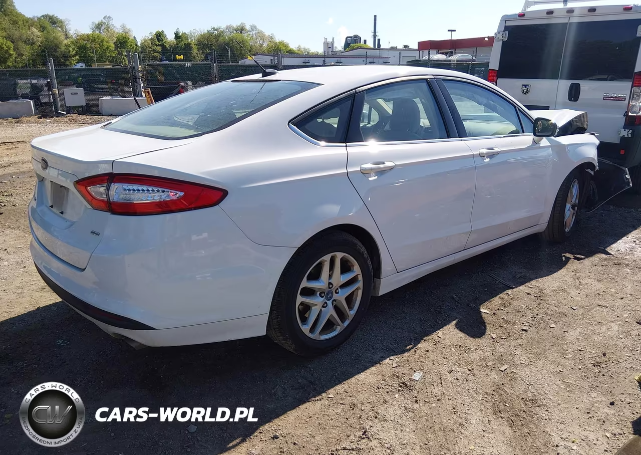 2014 Ford Fusion Se VIN:1FA6P0H78E5401254 - 4