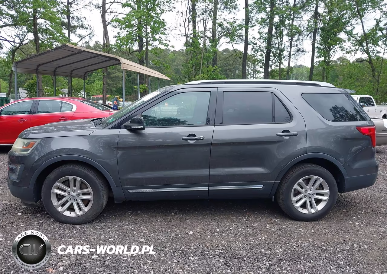 2016 Ford Explorer Xlt VIN:1FM5K7D88GGA56659 - 14