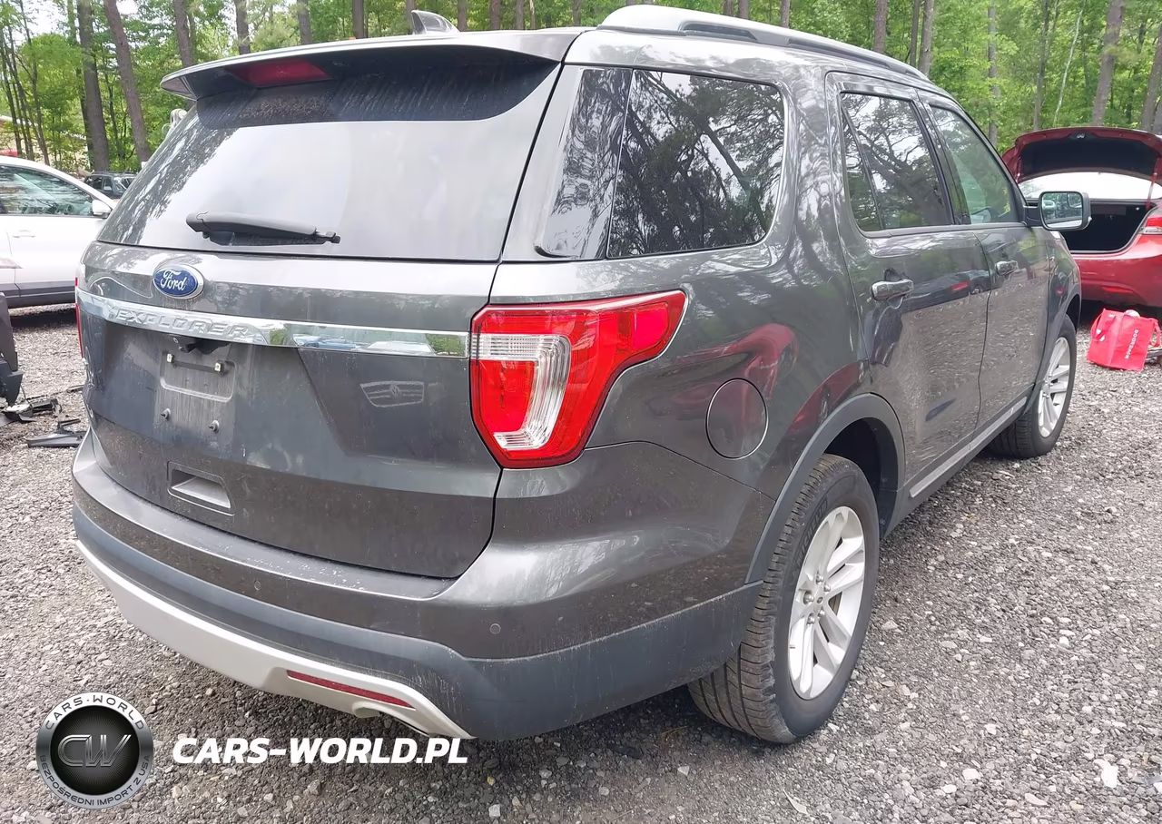 2016 Ford Explorer Xlt VIN:1FM5K7D88GGA56659 - 4