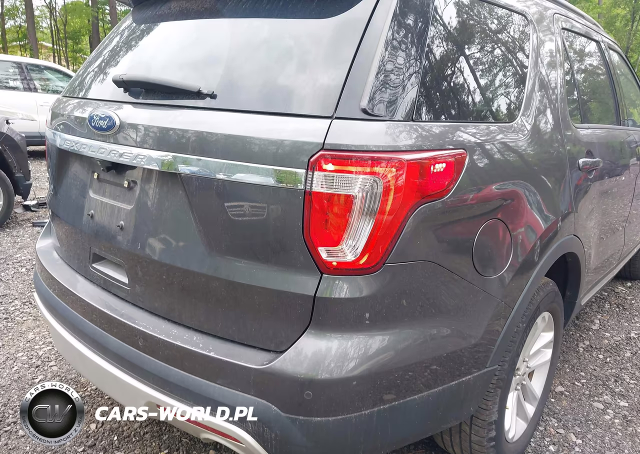 2016 Ford Explorer Xlt VIN:1FM5K7D88GGA56659 - 6