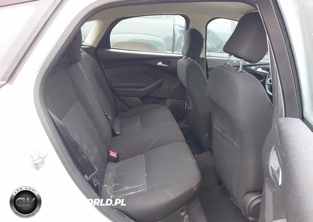 2015 Ford Focus Se VIN:1FADP3K24FL251436 - 8