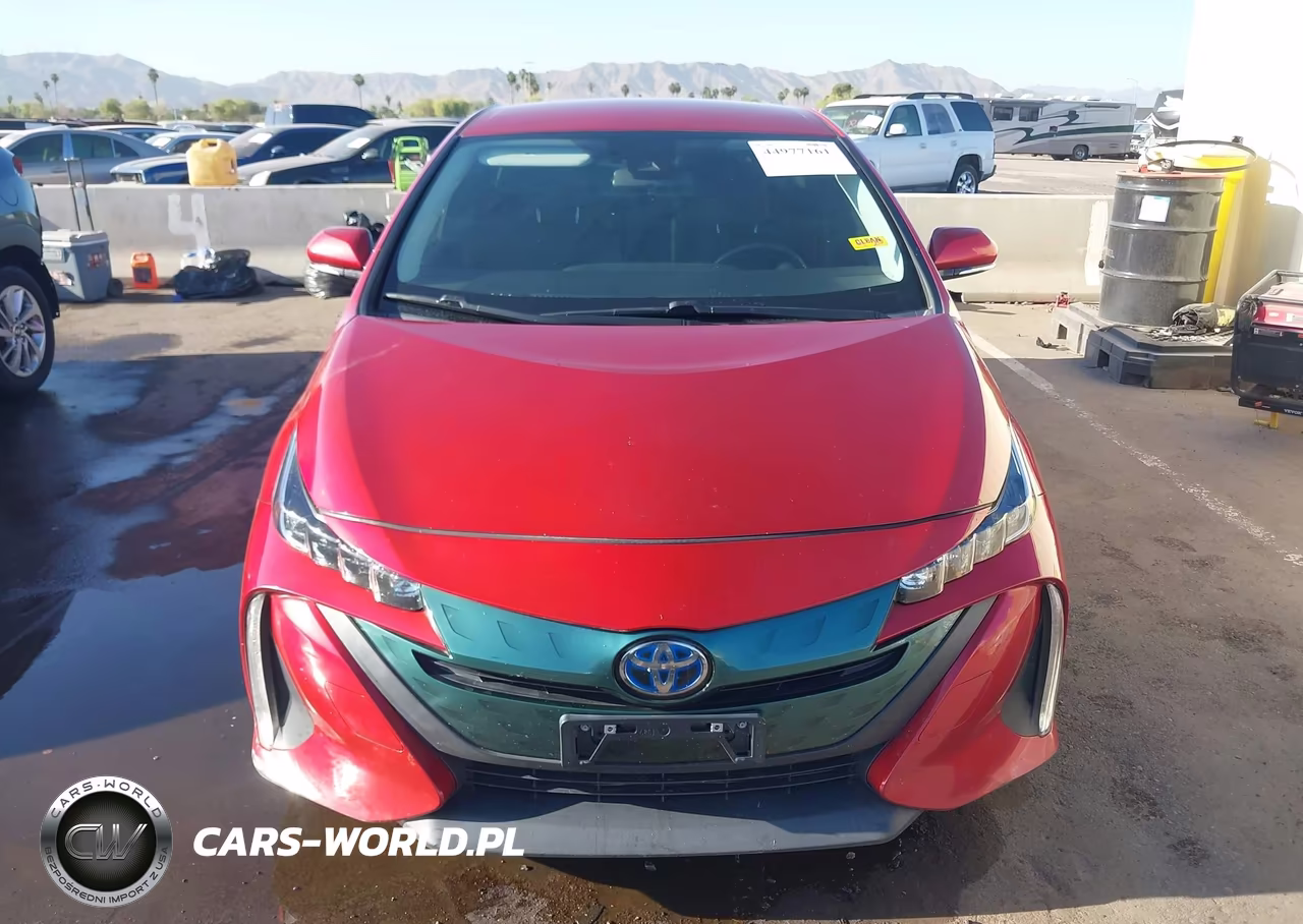 2019 Toyota Prius Prime Premium VIN:JTDKARFP3K3105034 - 12