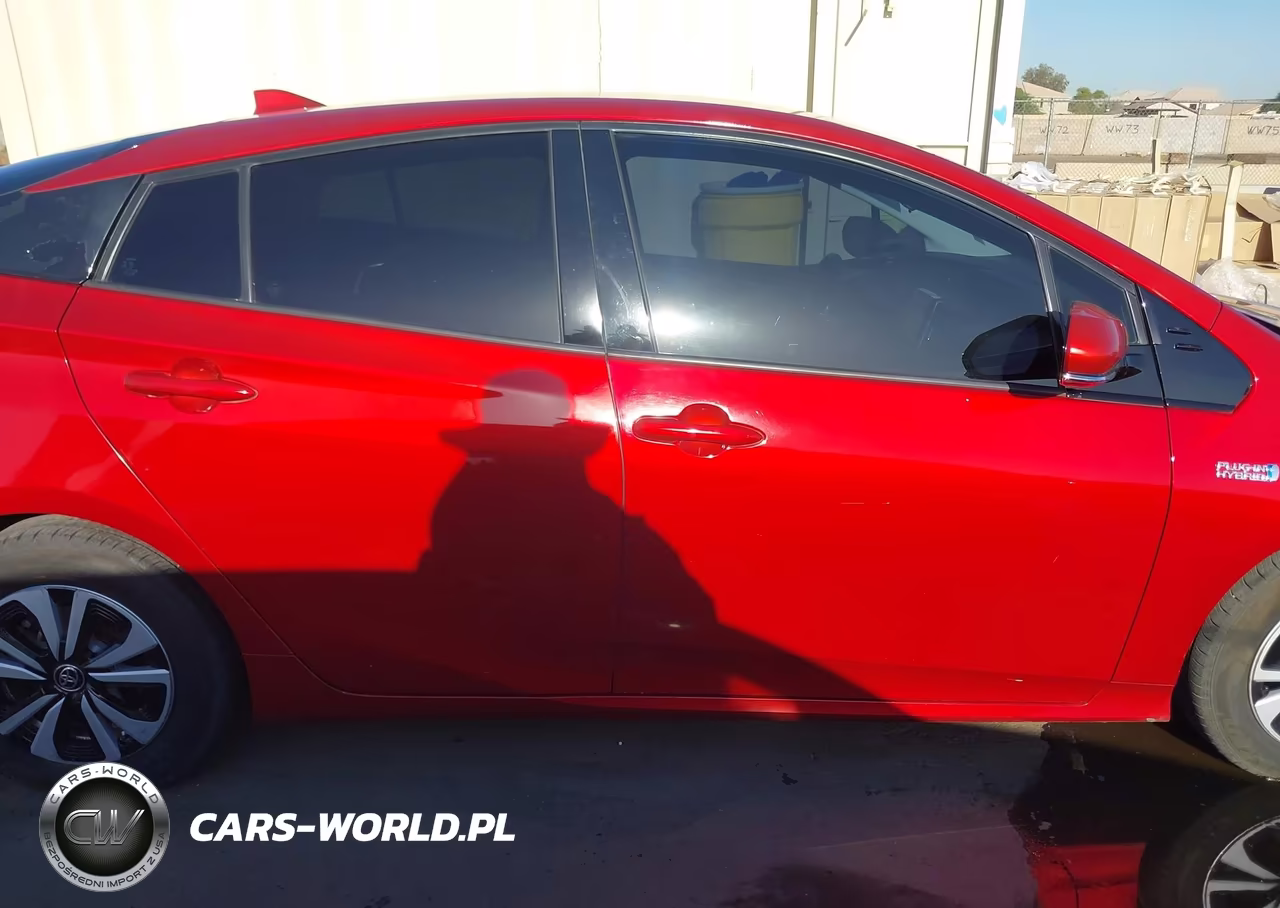 2019 Toyota Prius Prime Premium VIN:JTDKARFP3K3105034 - 13