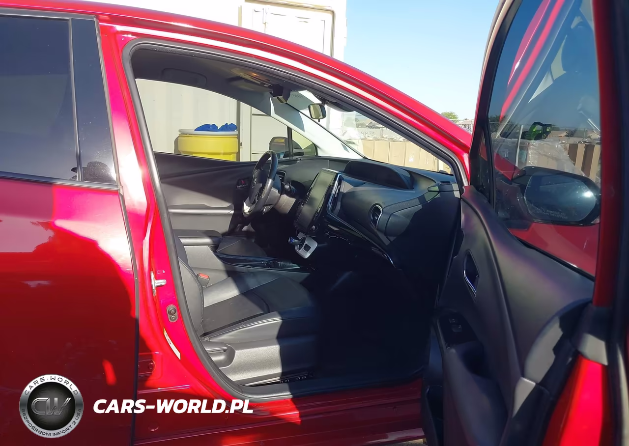 2019 Toyota Prius Prime Premium VIN:JTDKARFP3K3105034 - 5