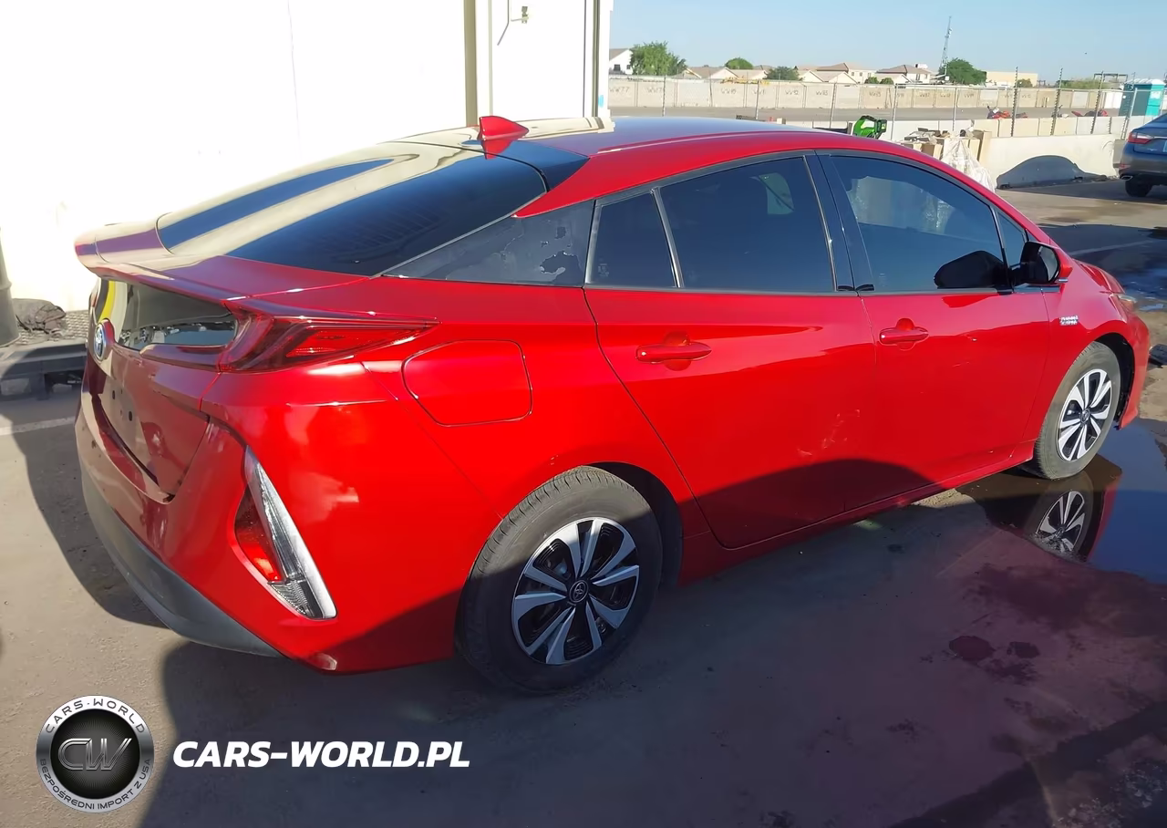 2019 Toyota Prius Prime Premium VIN:JTDKARFP3K3105034 - 6