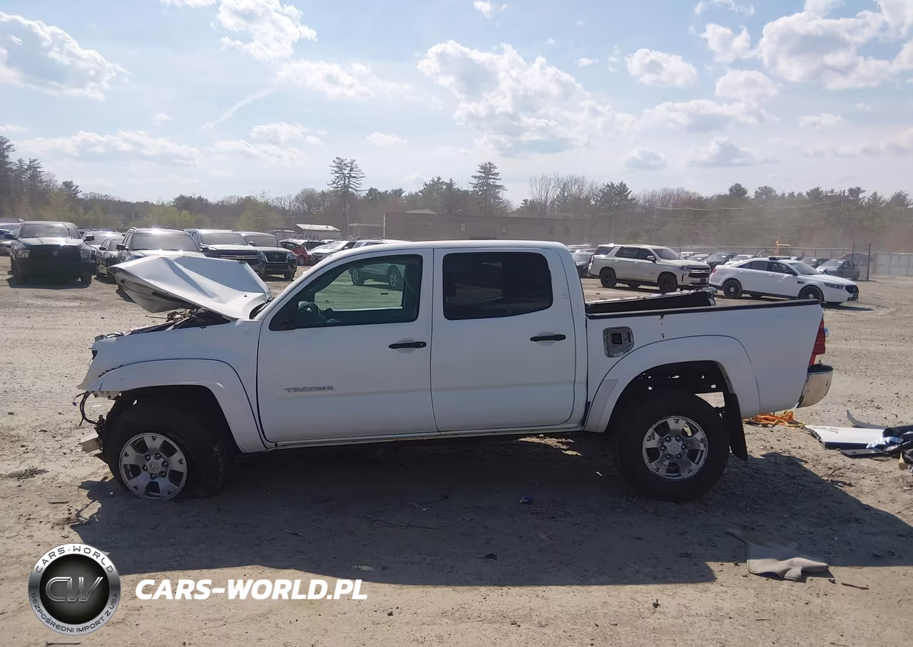 2011 Toyota Tacoma Base V6 VIN:3TMLU4EN6BM066517 - 15