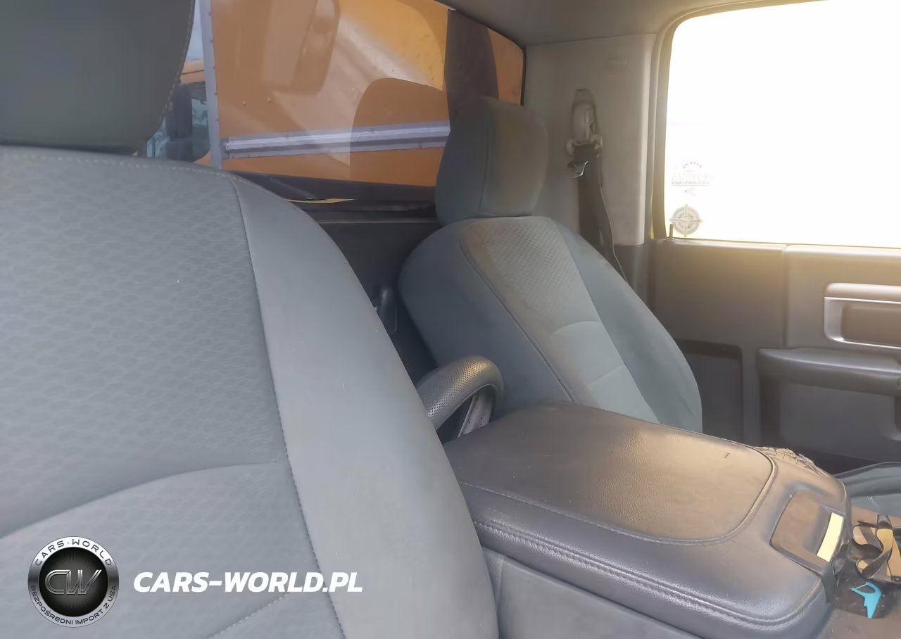 2016 Ram 5500 Chassis Tradesman-Slt VIN:3C7WRMDL0GG275405 - 6