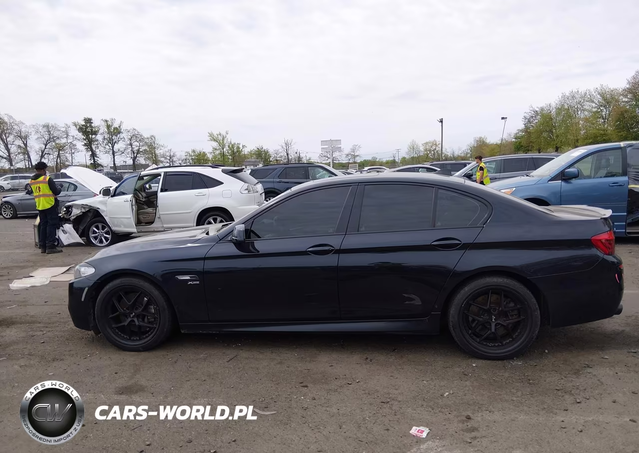 2011 BMW 550I xDrive VIN:WBAFU9C52BC784187 - 14