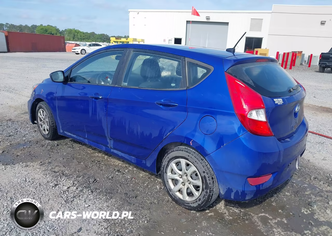 2012 Hyundai Accent Gs VIN:KMHCT5AE8CU022347 - 3