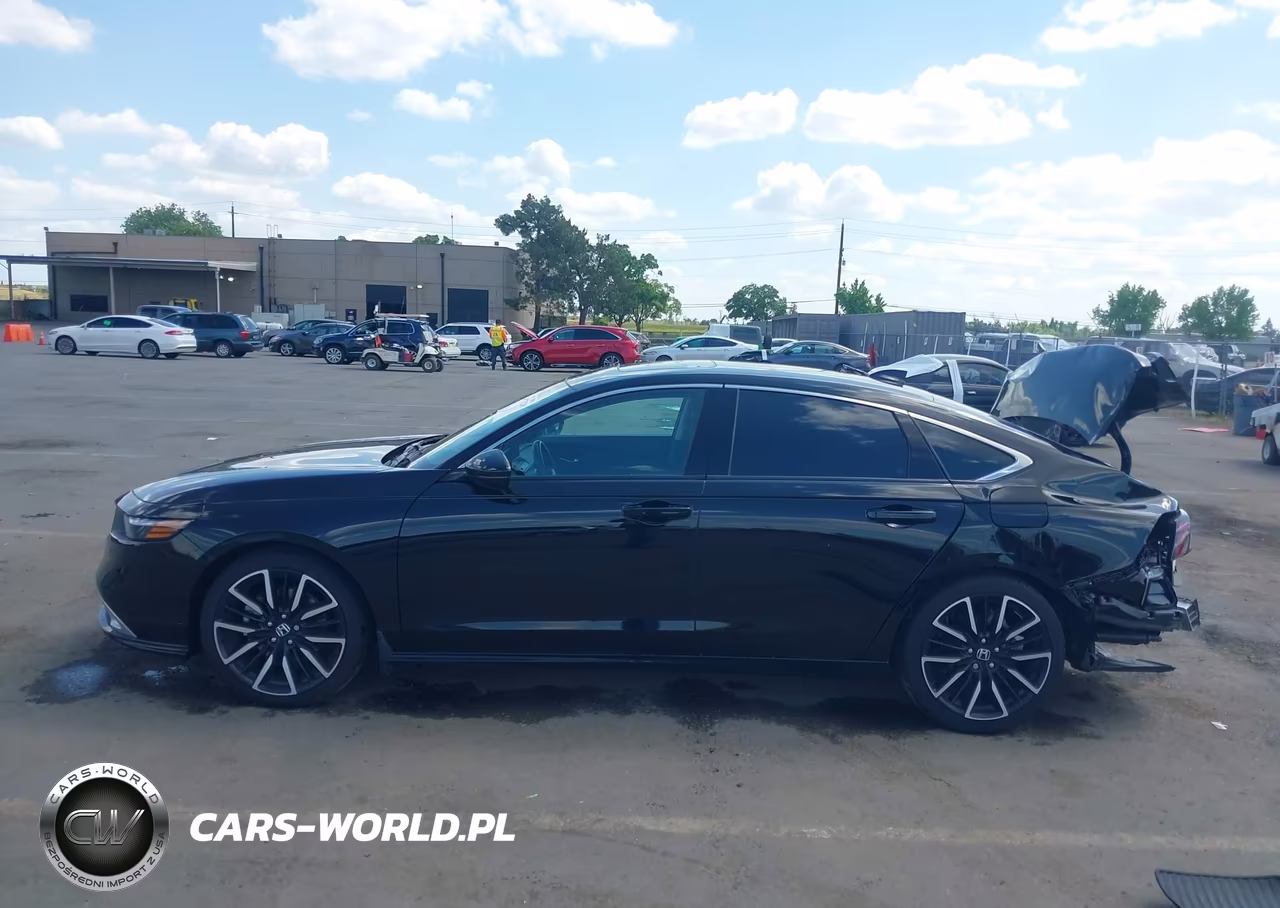 2023 Honda Accord Hybrid Touring VIN:1HGCY2F88PA020288 - 14