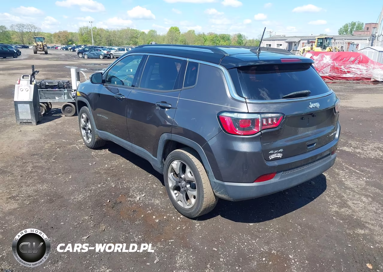 2017 Jeep New Compass Limited 4X4 VIN:3C4NJDCB2HT679582 - 3