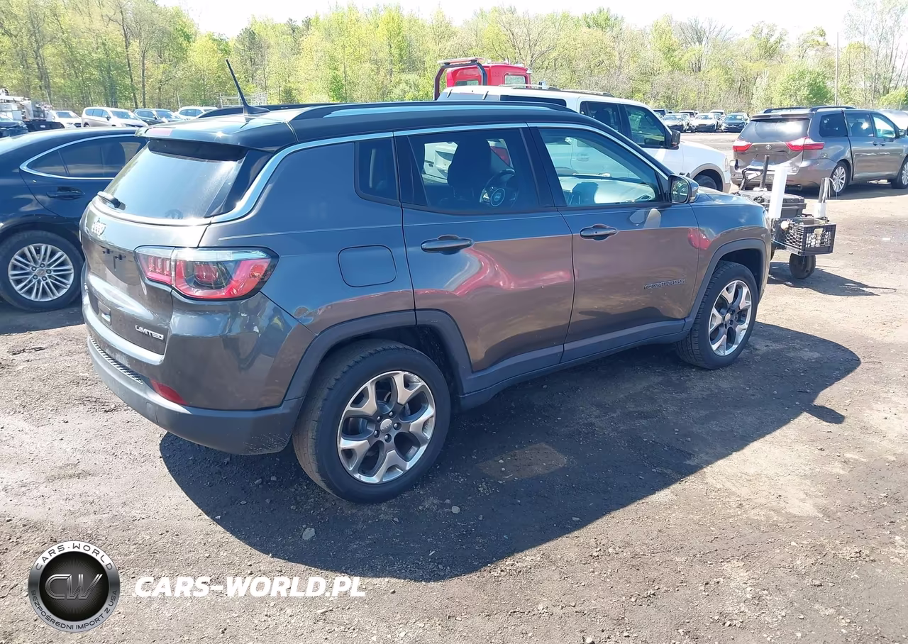 2017 Jeep New Compass Limited 4X4 VIN:3C4NJDCB2HT679582 - 4