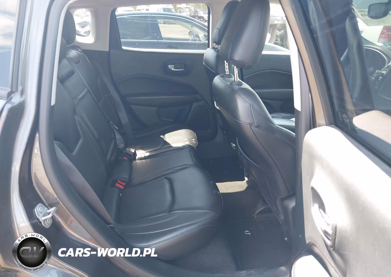 2017 Jeep New Compass Limited 4X4 VIN:3C4NJDCB2HT679582 - 8