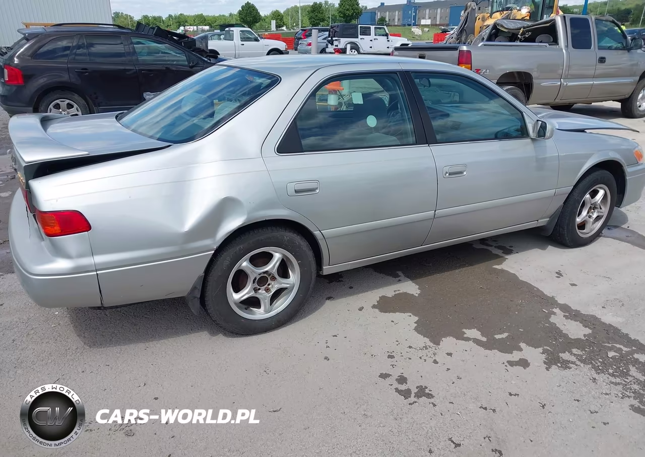 2000 Toyota Camry Le VIN:4T1BG22K1YU007120 - 4