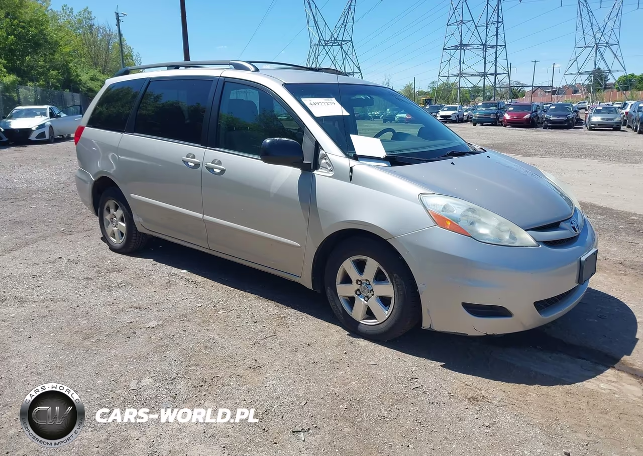 2009 Toyota Sienna Le
