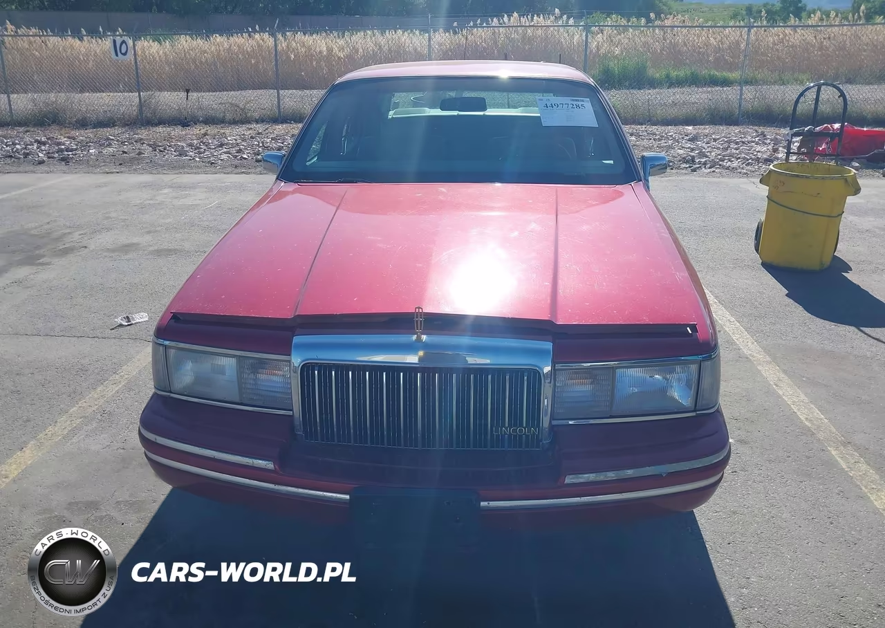 1994 Lincoln Town Car Executive VIN:1LNLM81W6RY729214 - 6