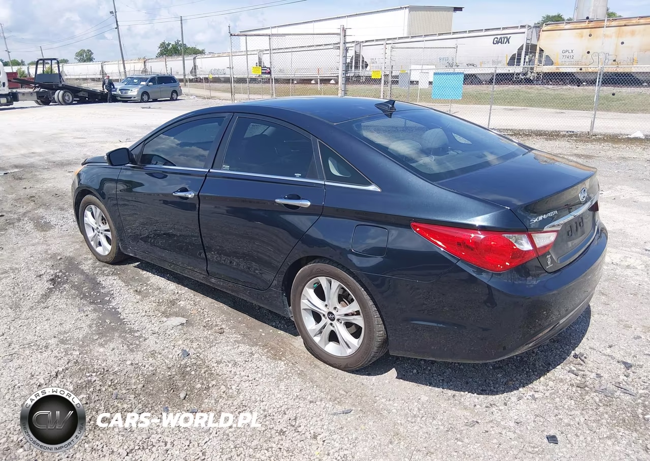 2013 Hyundai Sonata Limited VIN:5NPEC4AC2DH707641 - 3