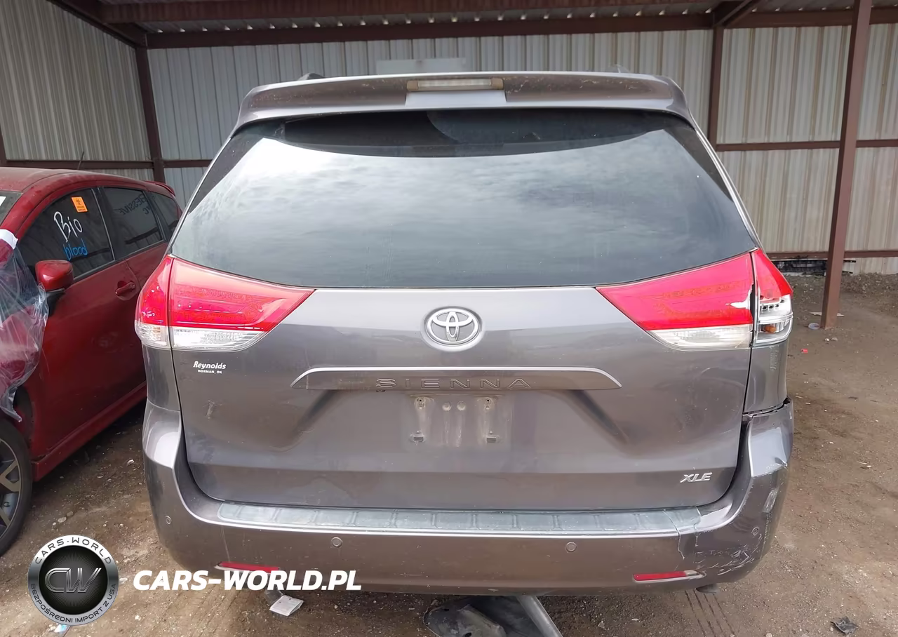 2012 Toyota Sienna Xle V6 8 Passenger VIN:5TDYK3DC5CS264125 - 17