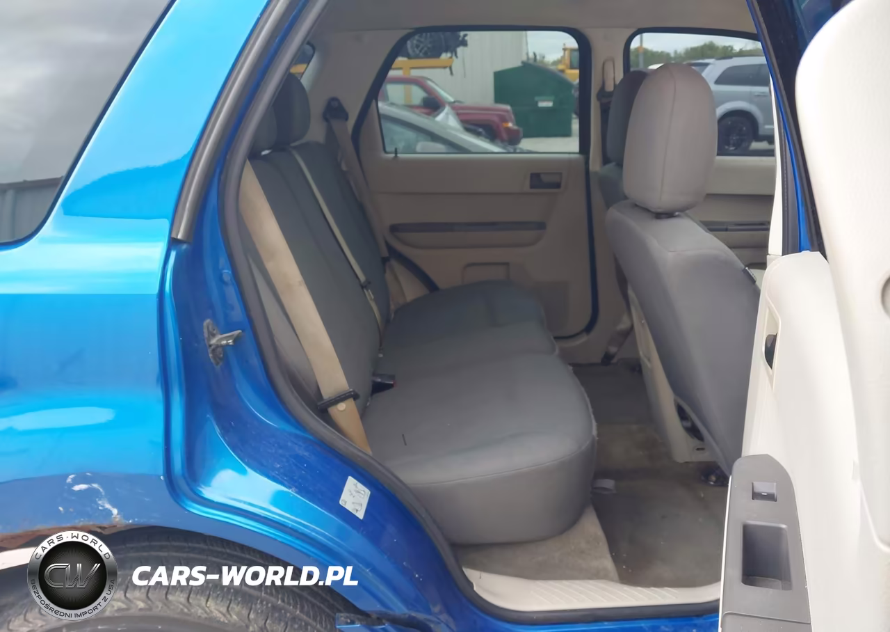 2012 Ford Escape Xls VIN:1FMCU0C74CKB10399 - 8
