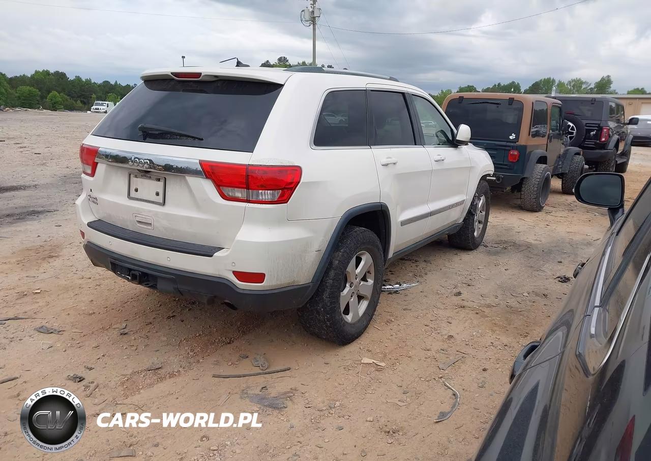 2012 Jeep Grand Cherokee Laredo VIN:1C4RJFAG3CC287419 - 4