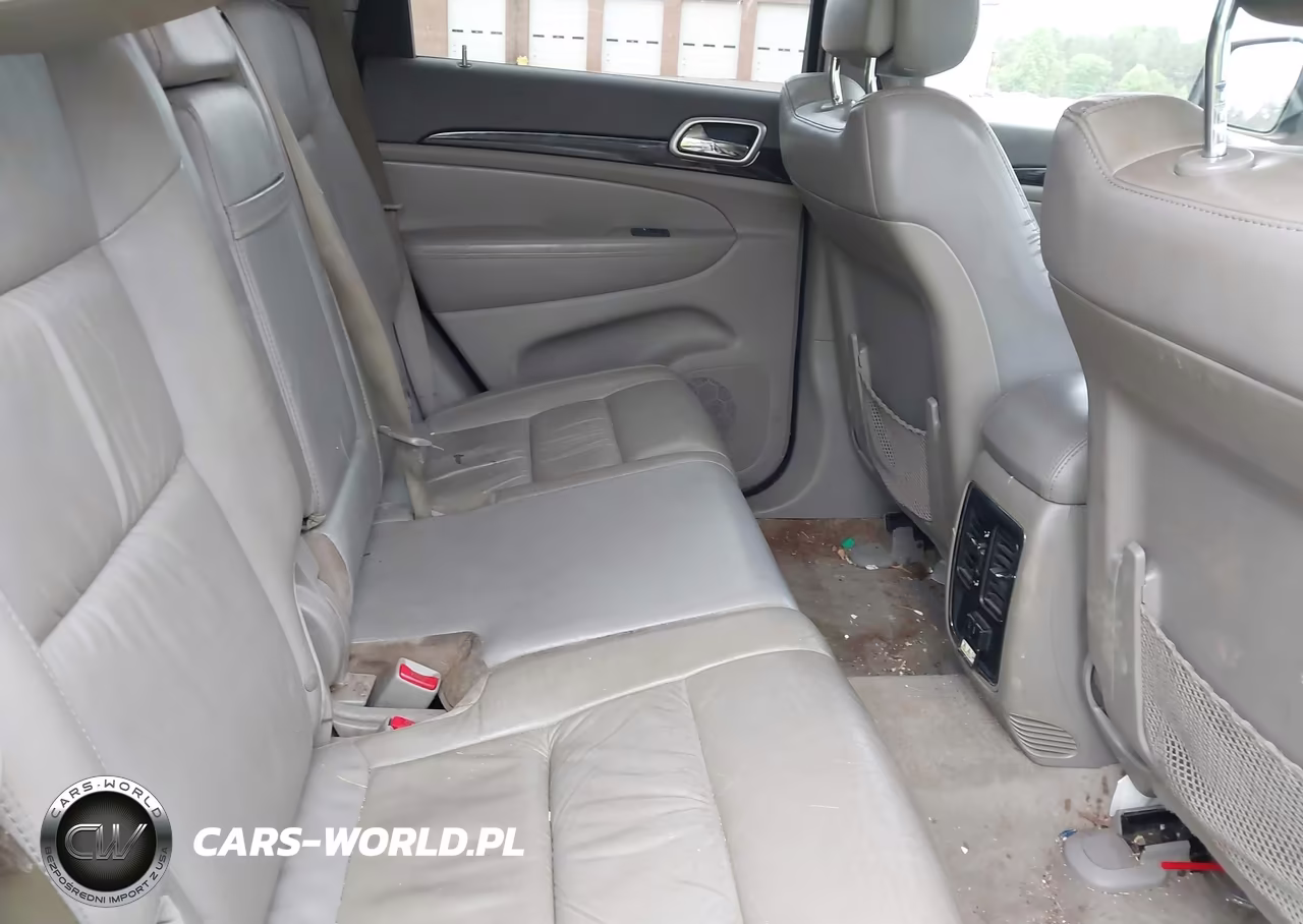 2012 Jeep Grand Cherokee Laredo VIN:1C4RJFAG3CC287419 - 8
