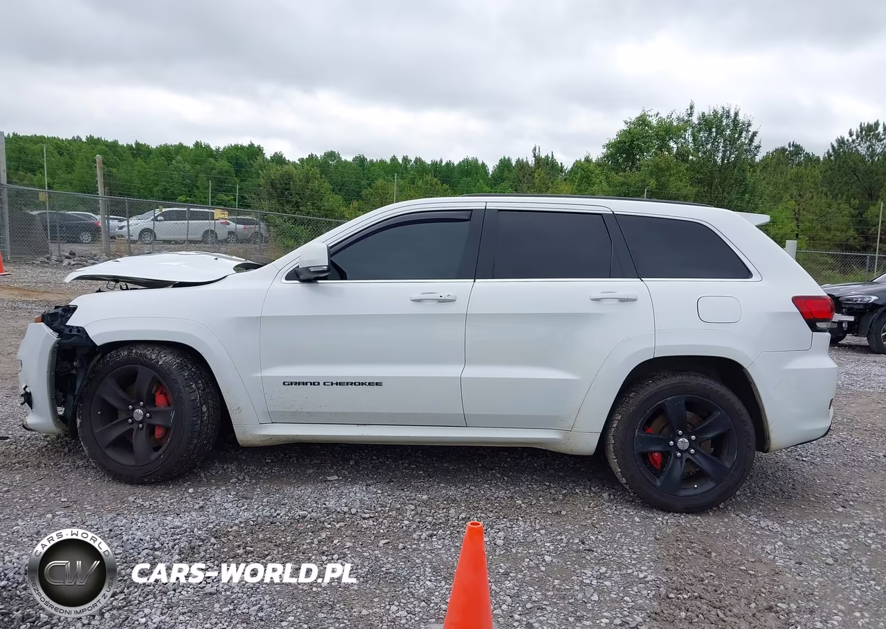 2015 Jeep Grand Cherokee Srt VIN:1C4RJFDJ1FC683411 - 14