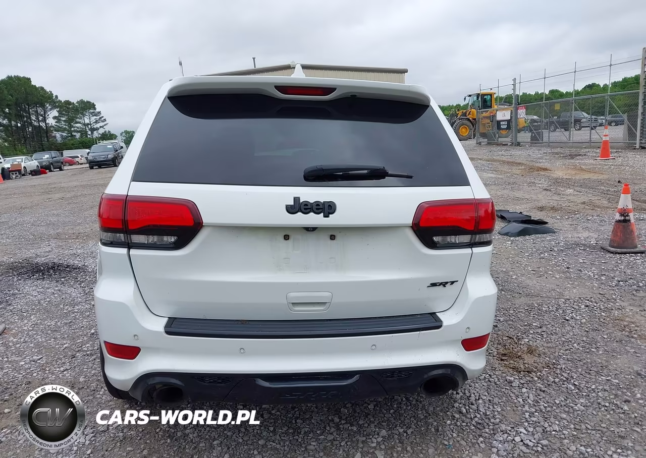 2015 Jeep Grand Cherokee Srt VIN:1C4RJFDJ1FC683411 - 16