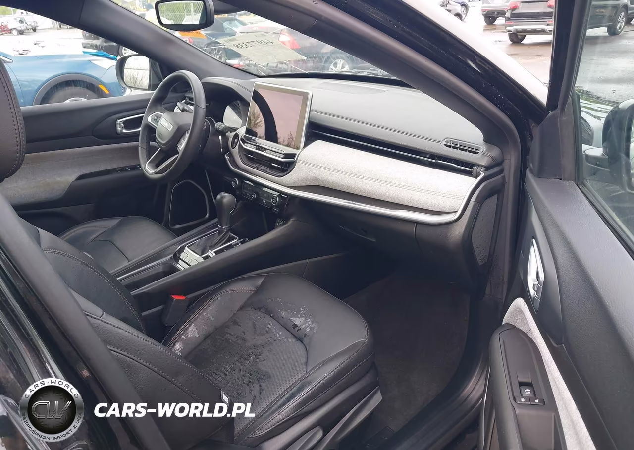 2023 Jeep Compass Latitude Lux Fwd VIN:3C4NJDFN6PT571681 - 5