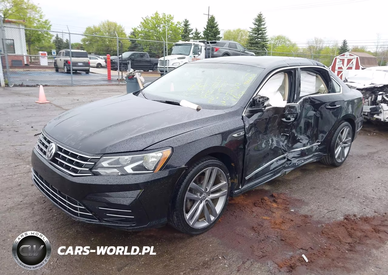 2017 Volkswagen Passat 1.8T R-Line VIN:1VWDT7A35HC054167 - 2