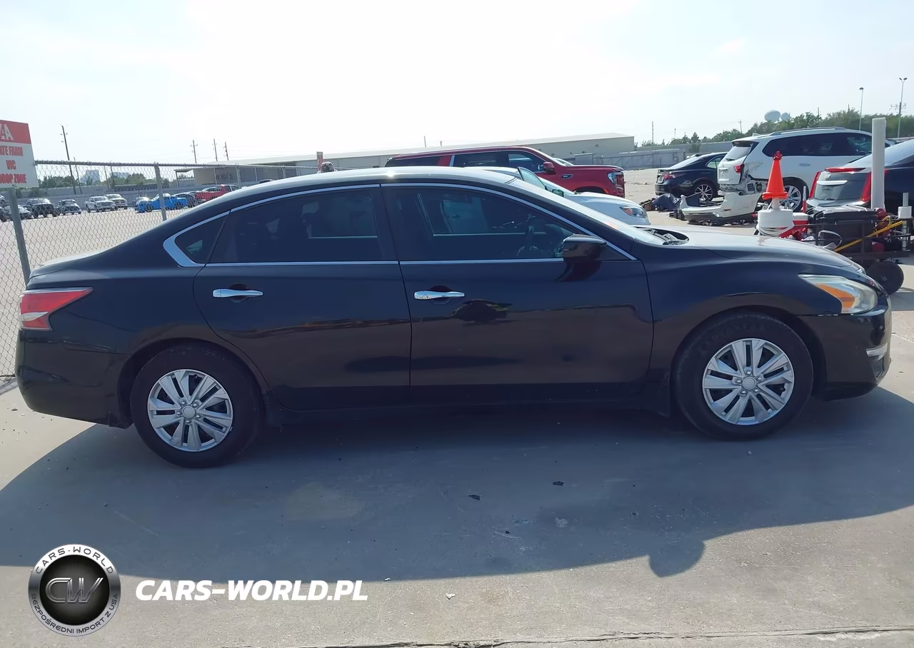 2015 Nissan Altima 2.5 S VIN:1N4AL3APXFN378191 - 13