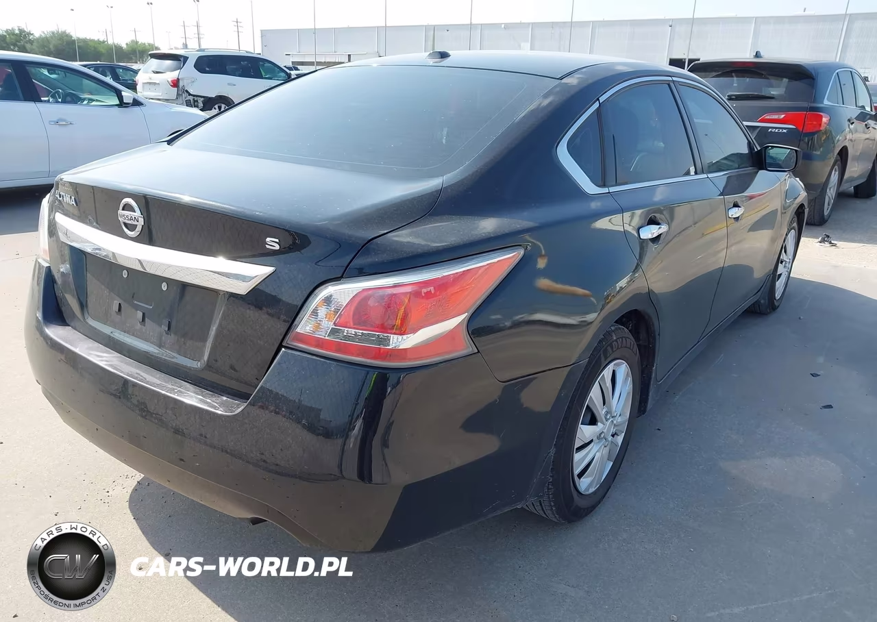 2015 Nissan Altima 2.5 S VIN:1N4AL3APXFN378191 - 4