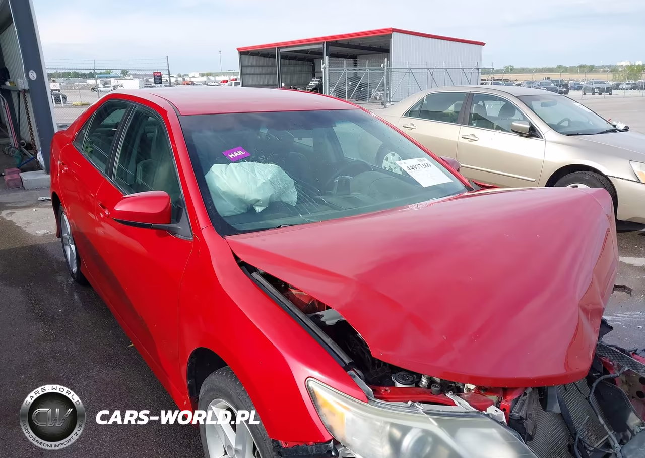 2014 Toyota Camry Se VIN:4T1BF1FK6EU831827 - 18