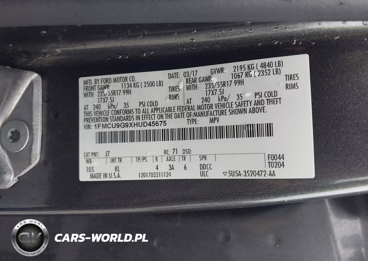 2017 Ford Escape Se VIN:1FMCU9G9XHUD45675 - 9