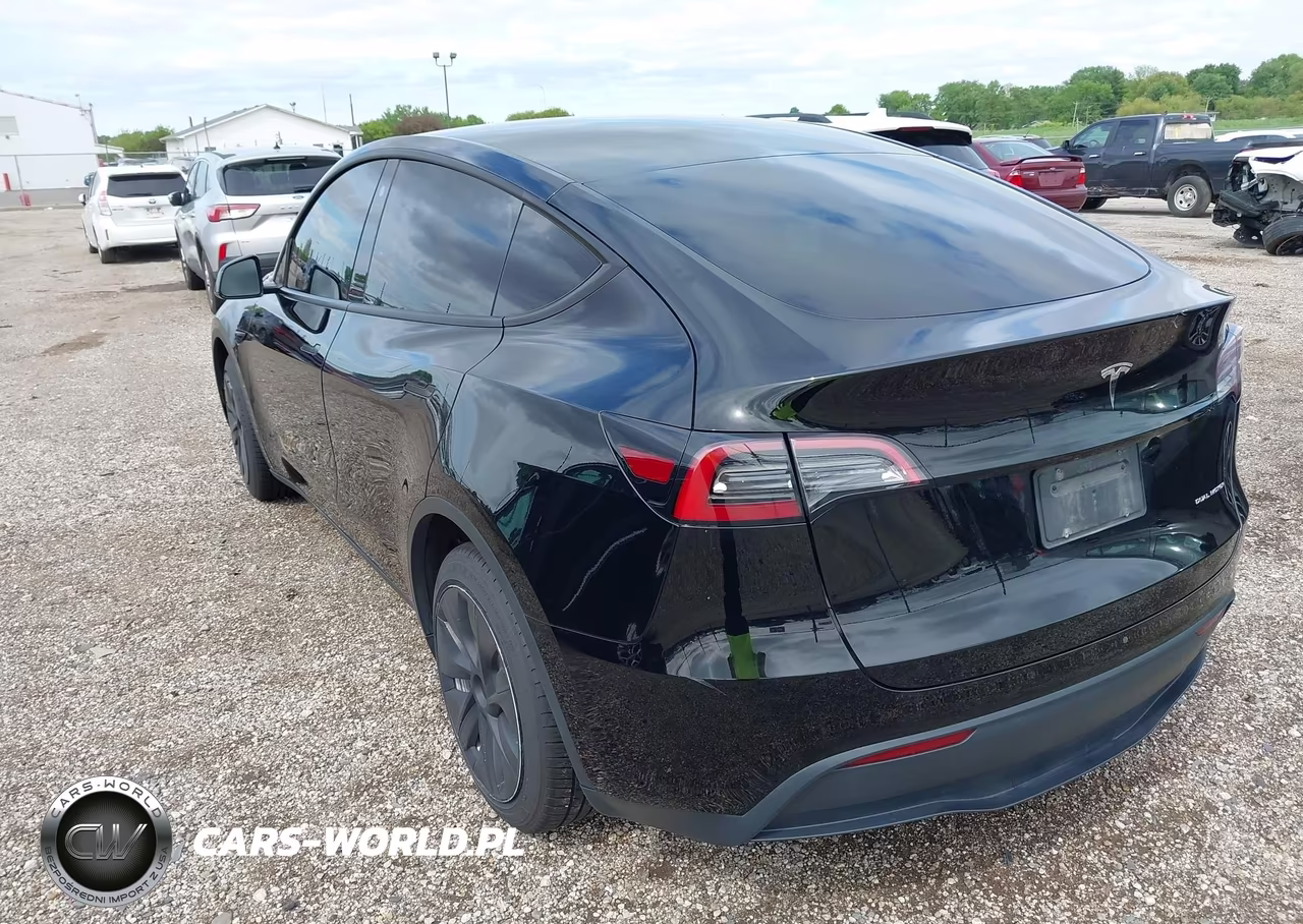 2023 Tesla Model Y Awd-Long Range Dual Motor All-Wheel Drive VIN:7SAYGDEE5PA024798 - 3