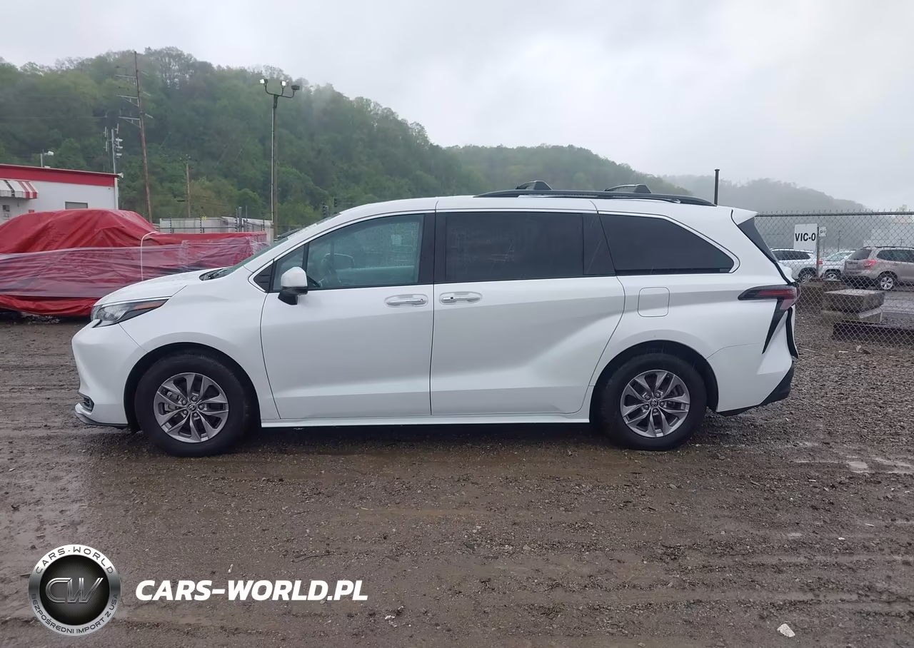 2025 Toyota Sienna Xle VIN:5TDJSKFC2SS158559 - 14
