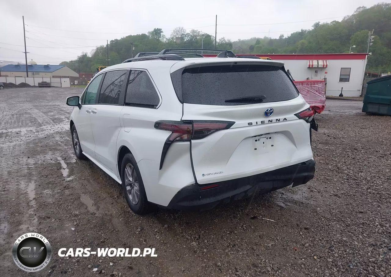 2025 Toyota Sienna Xle VIN:5TDJSKFC2SS158559 - 3
