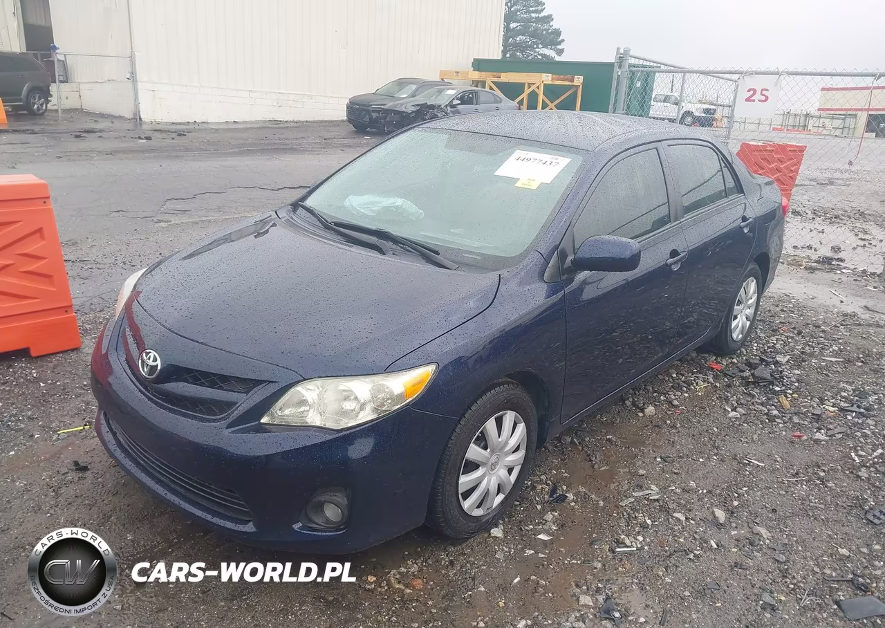 2011 Toyota Corolla Le VIN:2T1BU4EE9BC678974 - 2