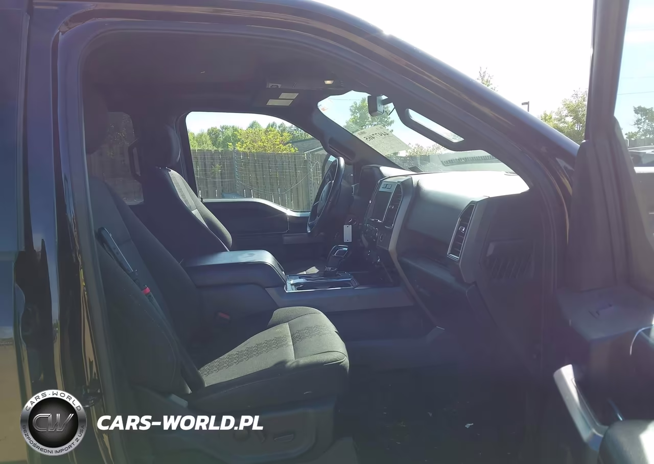 2019 Ford F-150 Xlt VIN:1FTFW1E48KFA30678 - 5