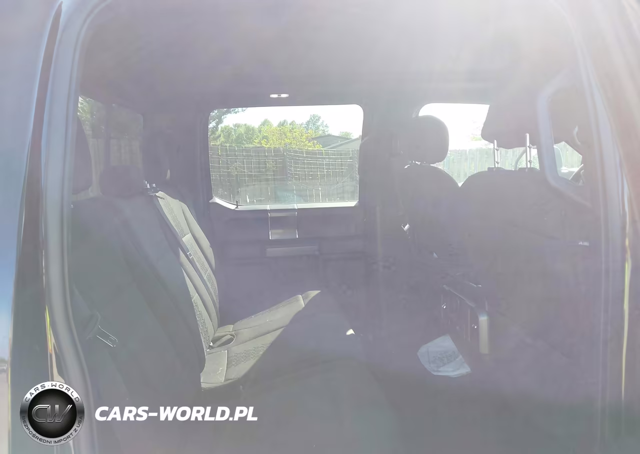 2019 Ford F-150 Xlt VIN:1FTFW1E48KFA30678 - 8