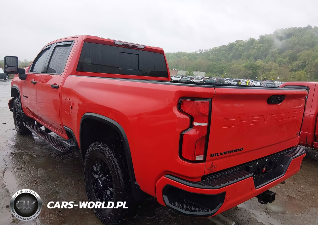 2024 Chevrolet Silverado 2500Hd 4Wd Standard Bed Lt VIN:2GC4YNEY3R1267009 - 3