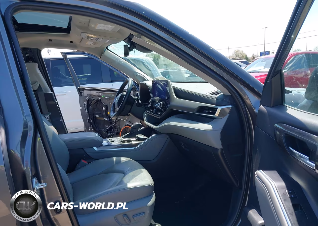 2023 Toyota Highlander Hybrid Limited VIN:5TDXBRCH3PS571777 - 5
