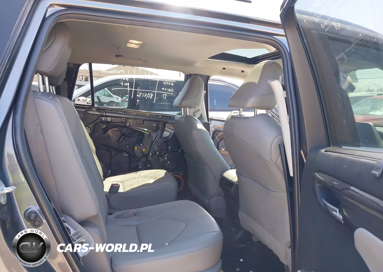 2023 Toyota Highlander Hybrid Limited VIN:5TDXBRCH3PS571777 - 8