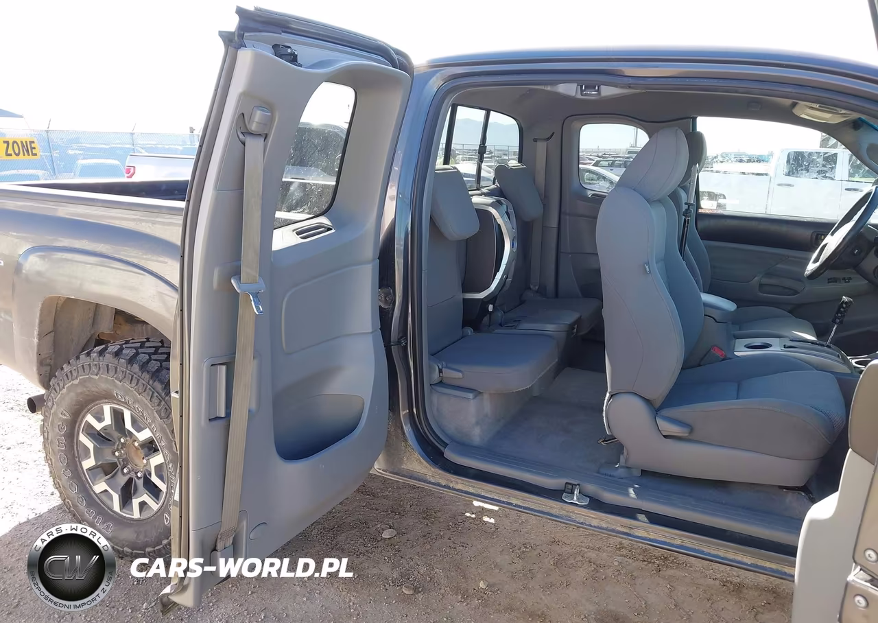 2010 Toyota Tacoma Base V6 VIN:5TEUU4EN5AZ702172 - 8