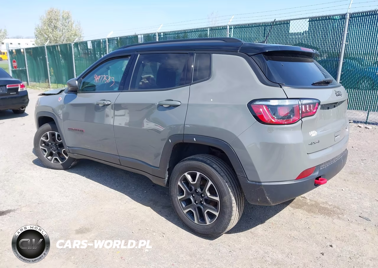 2020 Jeep Compass Trailhawk 4X4 VIN:3C4NJDDB6LT151373 - 3