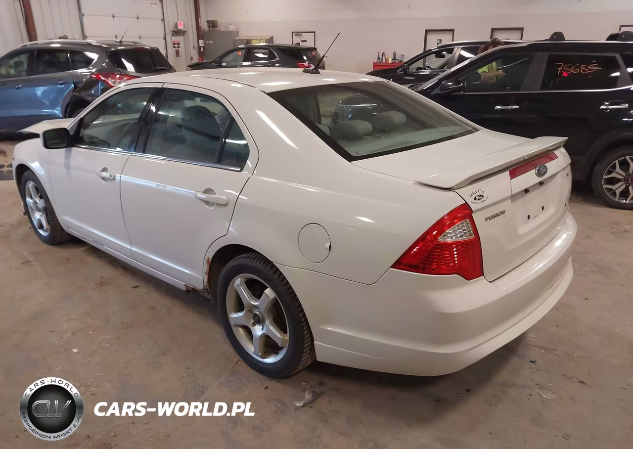 2010 Ford Fusion Se VIN:3FAHP0HA0AR167848 - 3