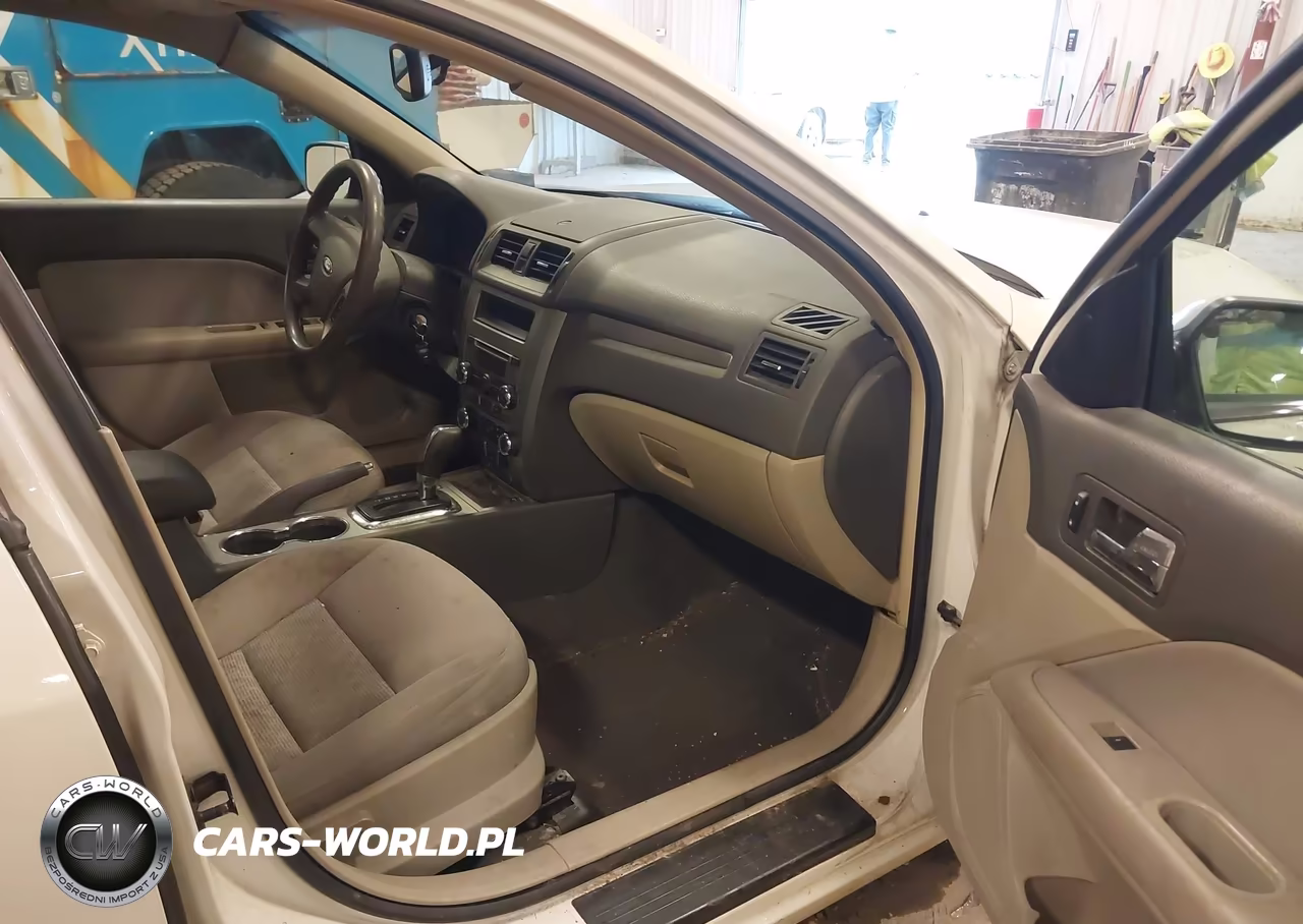 2010 Ford Fusion Se VIN:3FAHP0HA0AR167848 - 5